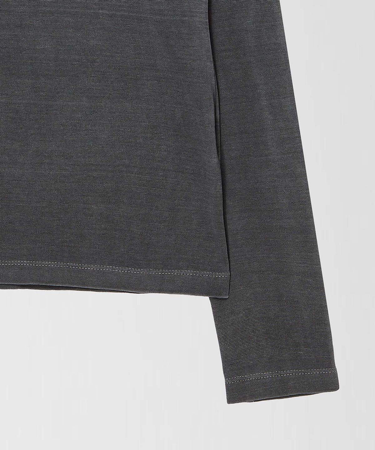이이(EE) WOMENS TURTLE NECK GREY