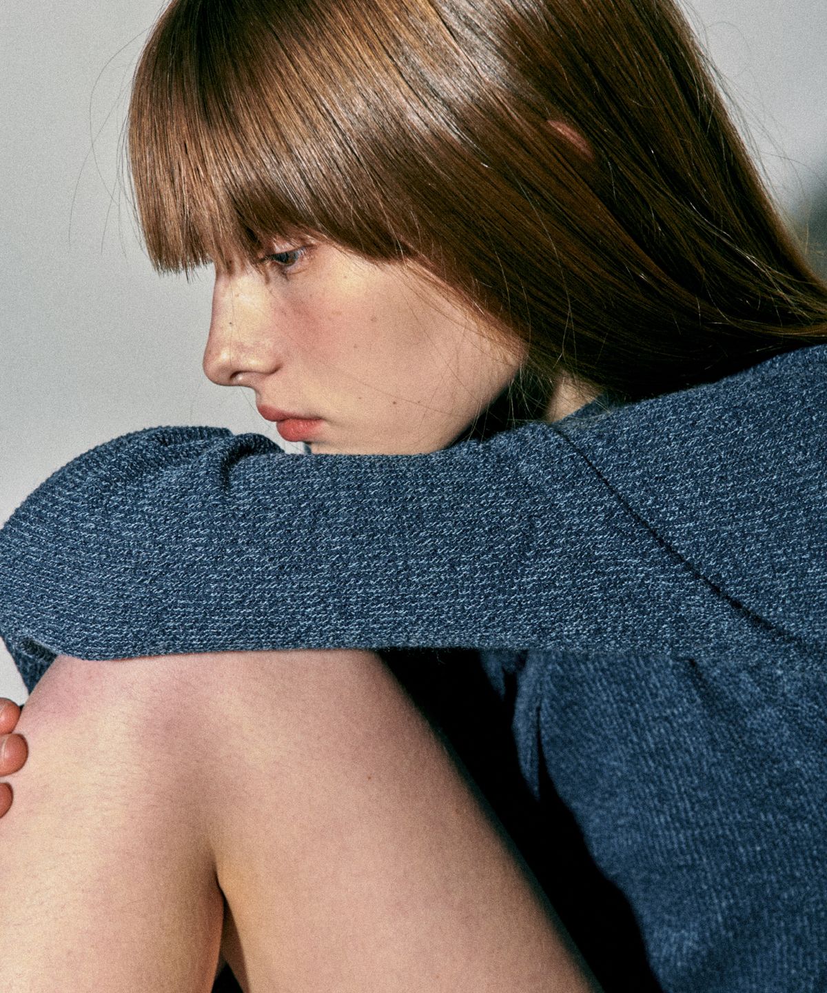 꾸아페(QUAFE) KNIT ONEPIECE & MUFFLER SET_DENIM BLUE