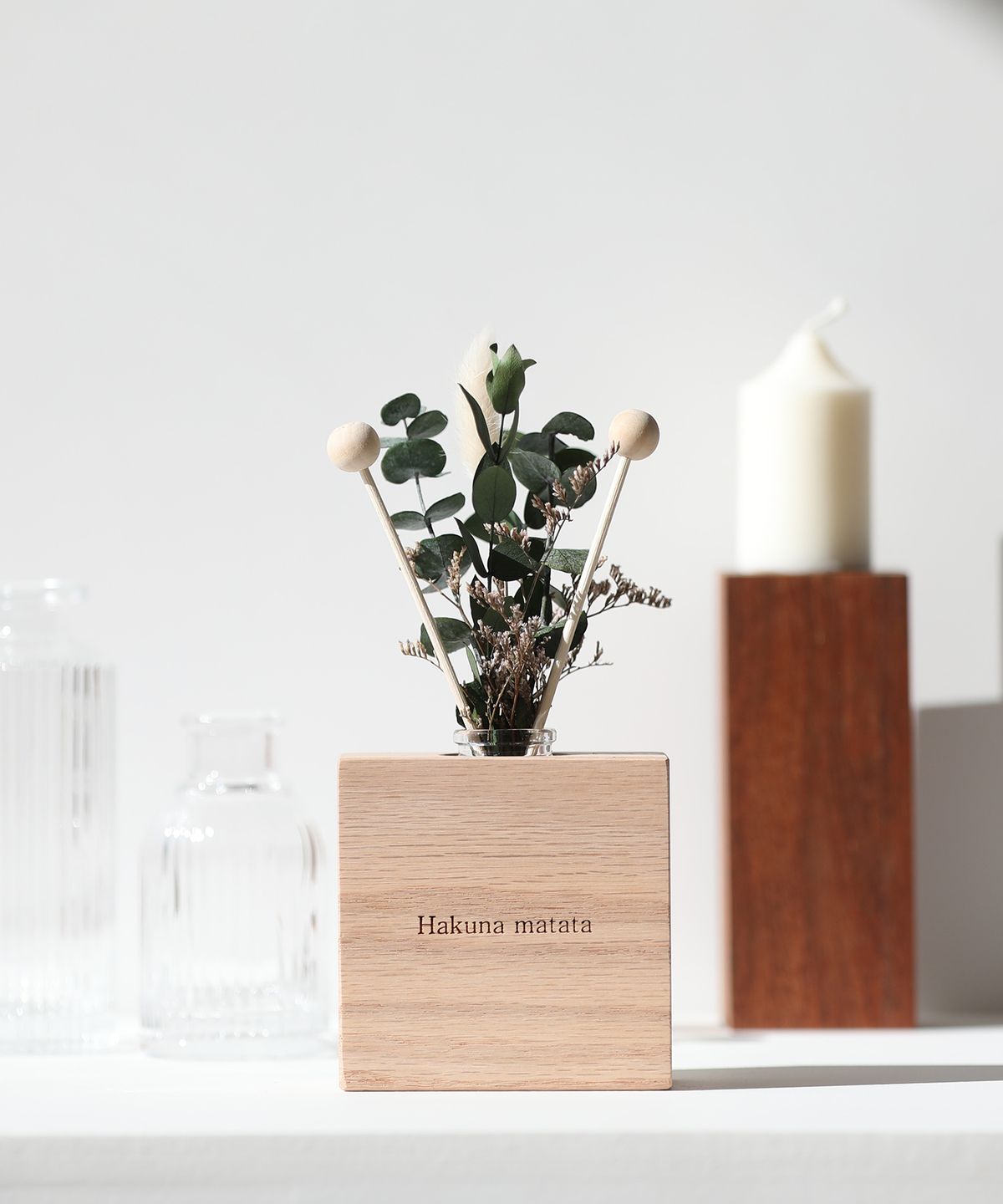 모던포인트(MODERNPOINT) 원목 각인 플라워 디퓨저 100ml