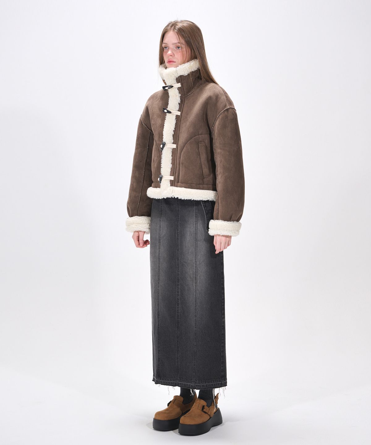 에트몽(ETMON) High-Neck Suede Mustang Coat, Brown
