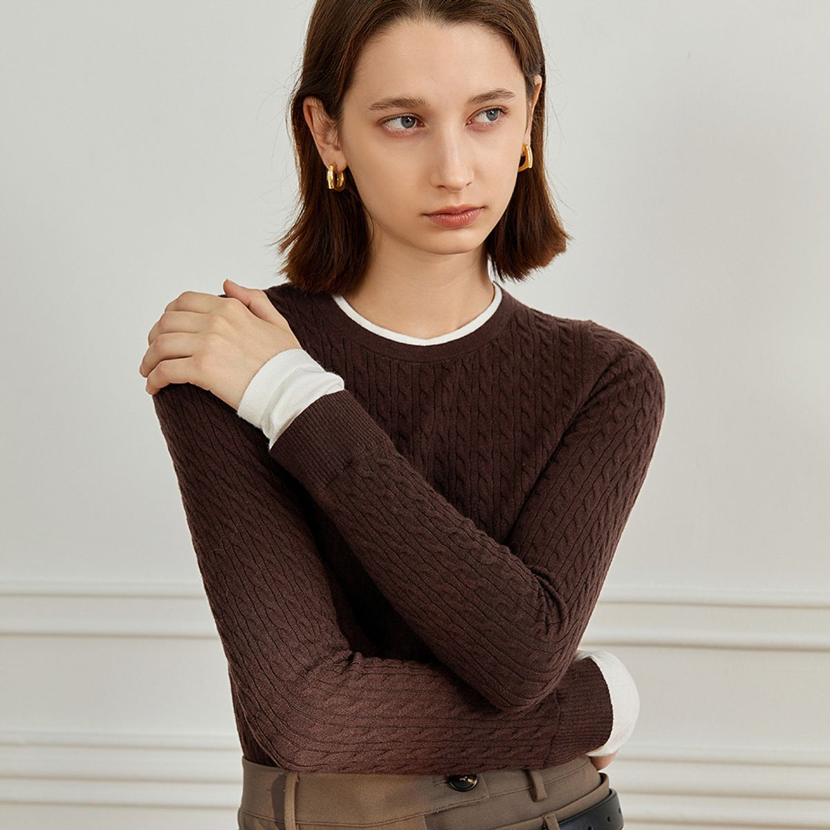 와이와이아이엠(YYIAM) YY_Cable pullover knitted top_BROWN