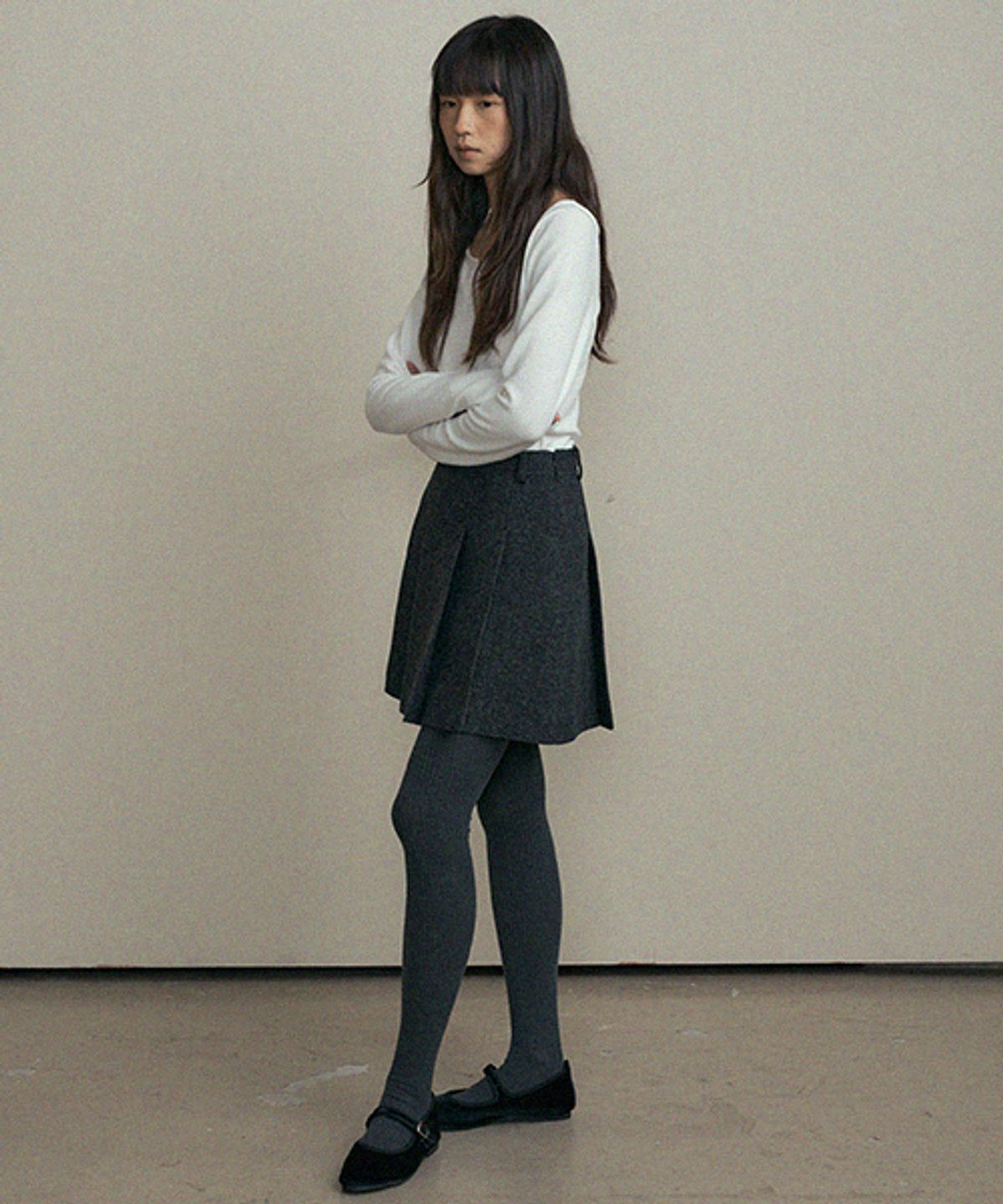 링서울(LINGSEOUL) wool pleated short skirt-black