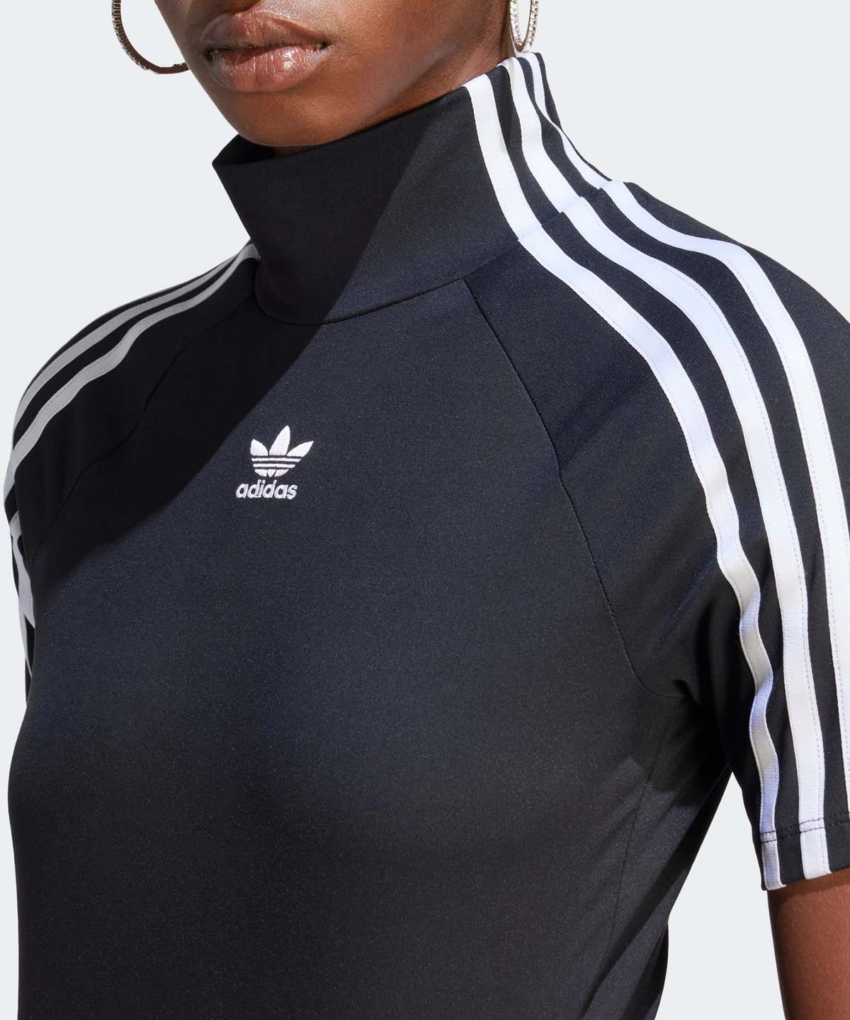 아디다스(ADIDAS) ADILENIUM 반팔 탑 - 블랙 / IV9323