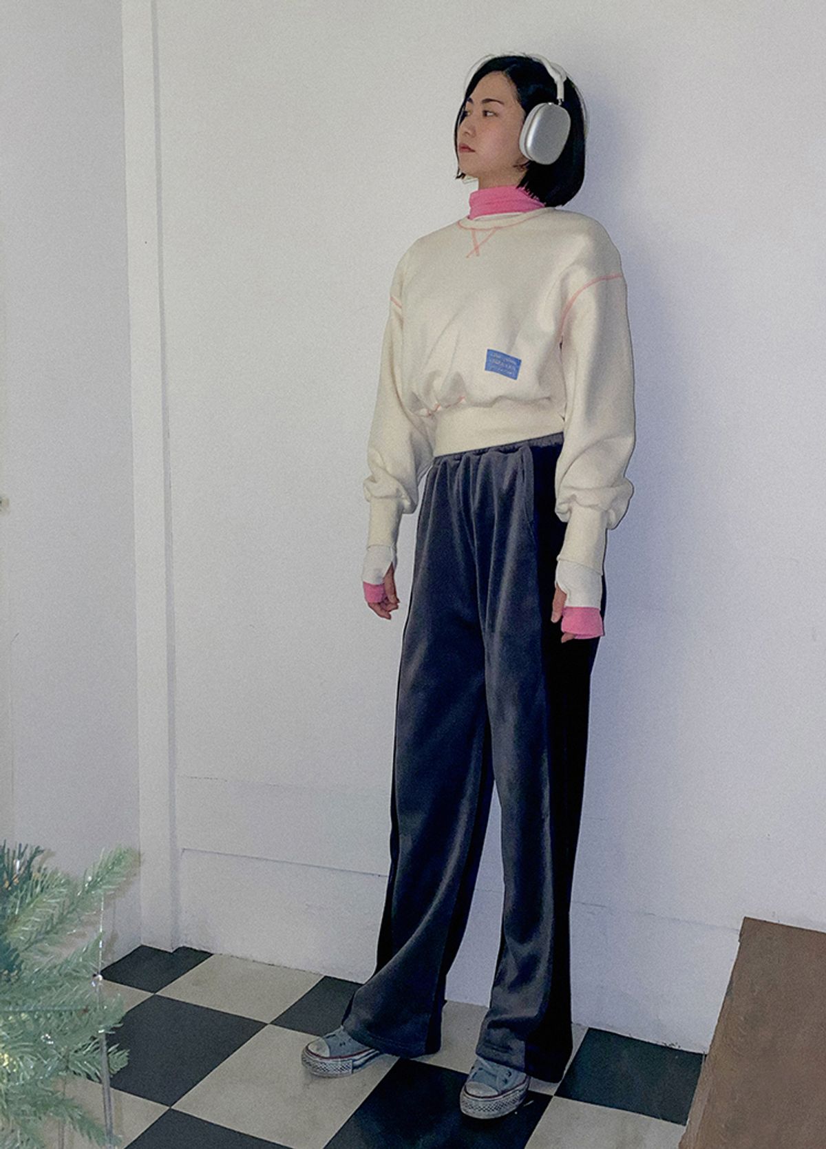 바이브린(VIBEREEN) 브이. 샬롯 컬러 블럭 밍크 팬츠