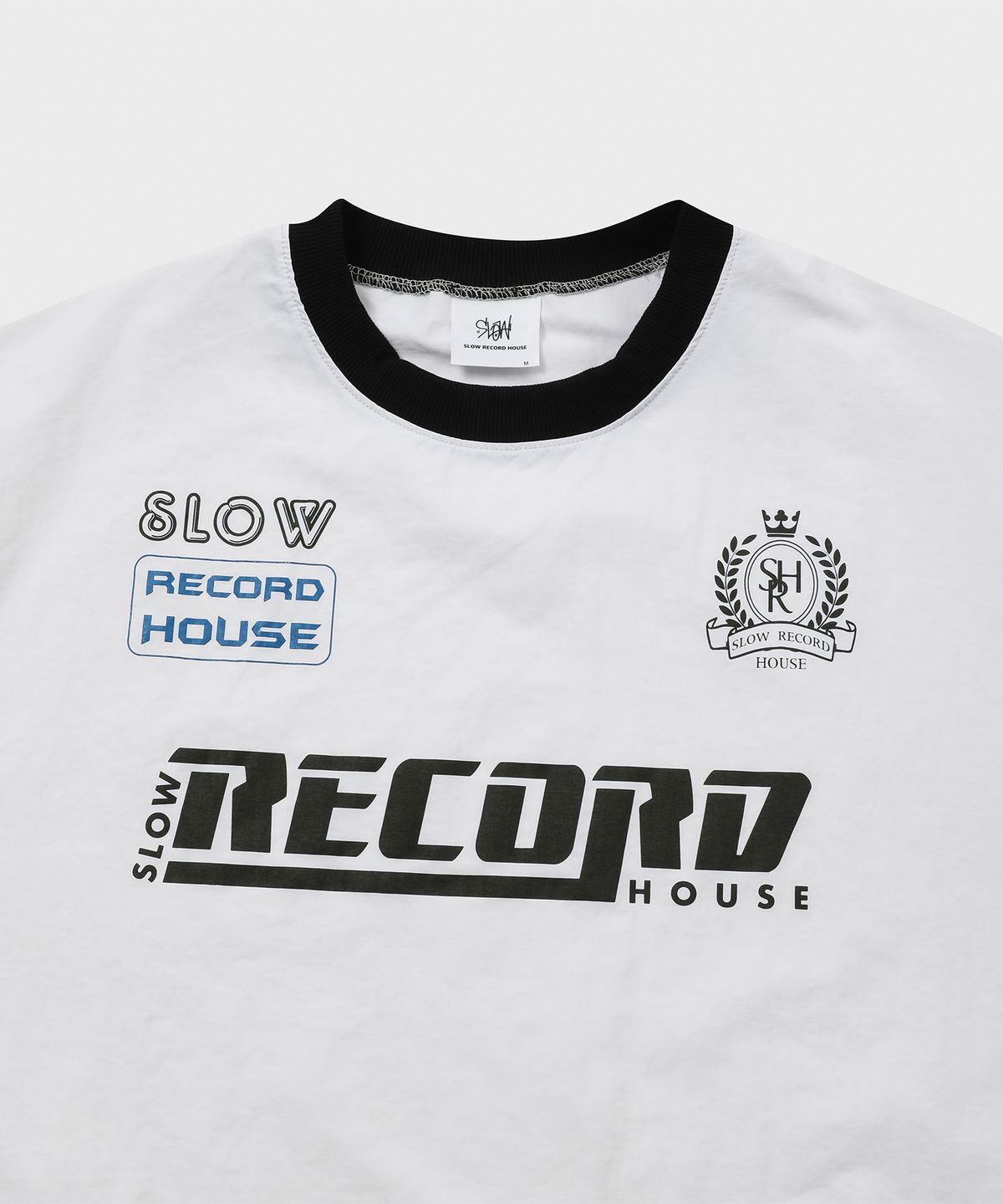 슬로우 레코드 하우스(SLOW RECORD HOUSE) 슬로우 스포티 나일론 맨투맨_화이트