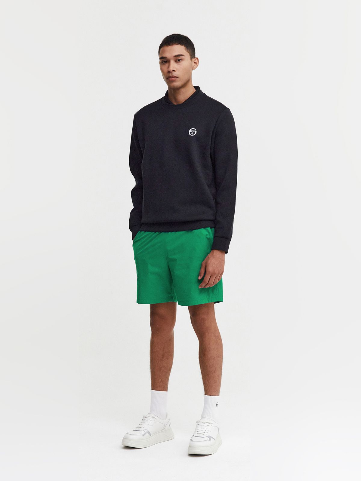 세르지오 타키니(SERGIO TACCHINI) U 고트 백아트웍 맨투맨 (Black)