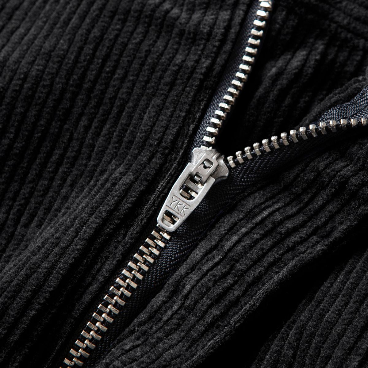 솔티(SORTIE) Tura Corduroy Washed Trousers (Black)
