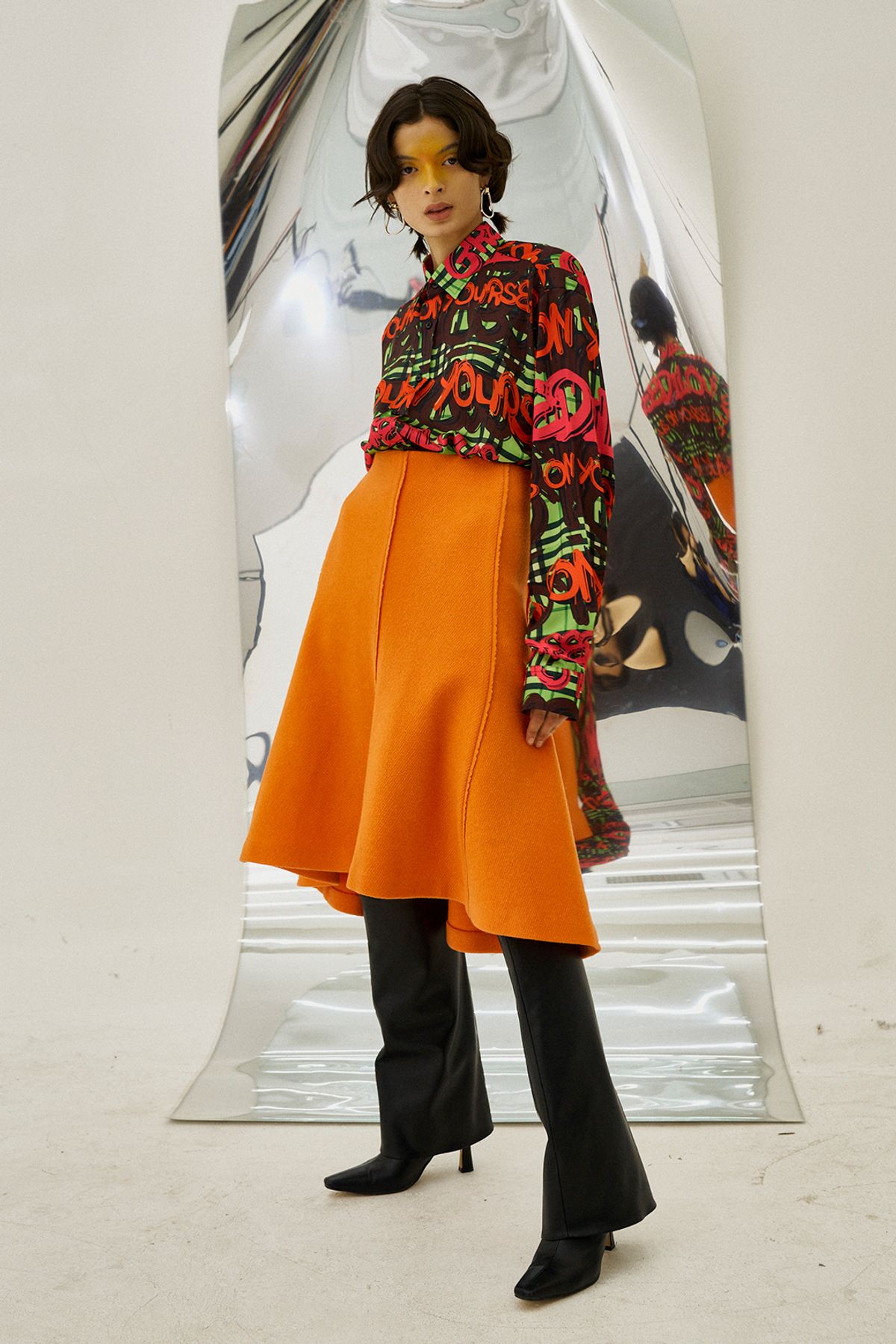 그리디어스(GREEDILOUS) Semi Flare Wool Midi Skirt