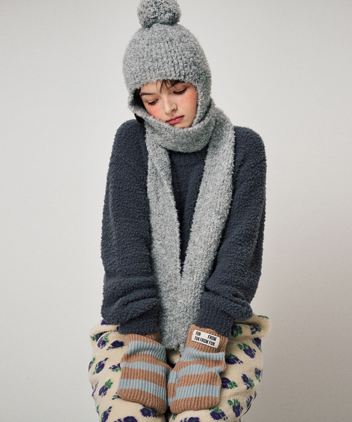 펀프롬펀(FUNFROMFUN) STRIPE MITTENS, BLUE+CAMEL