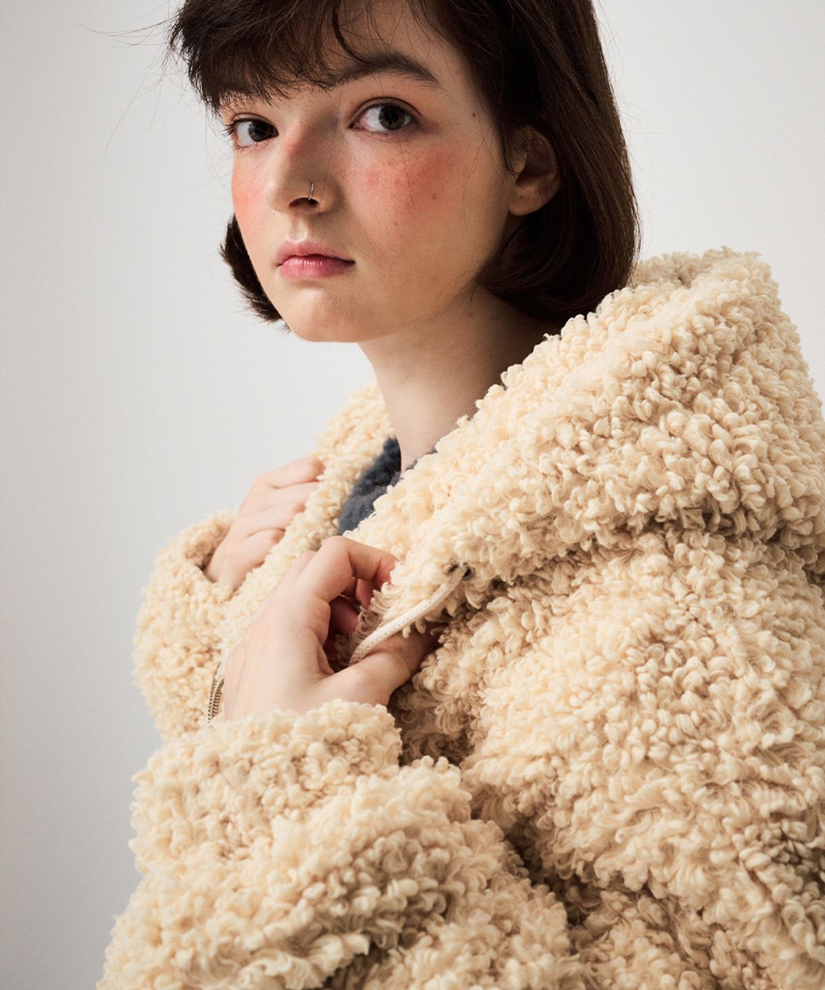펀프롬펀(FUNFROMFUN) SHEARLING HOOD JUMPER, CUSTARD