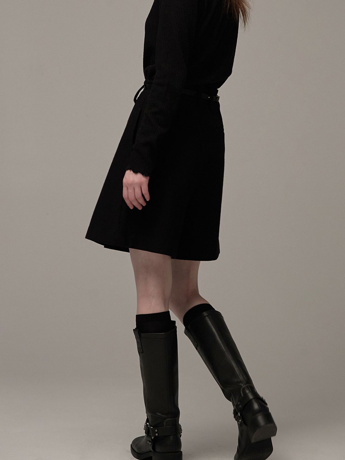 비뮤즈맨션(BEMUSE MANSION) Wide pleats skirt pants - Black