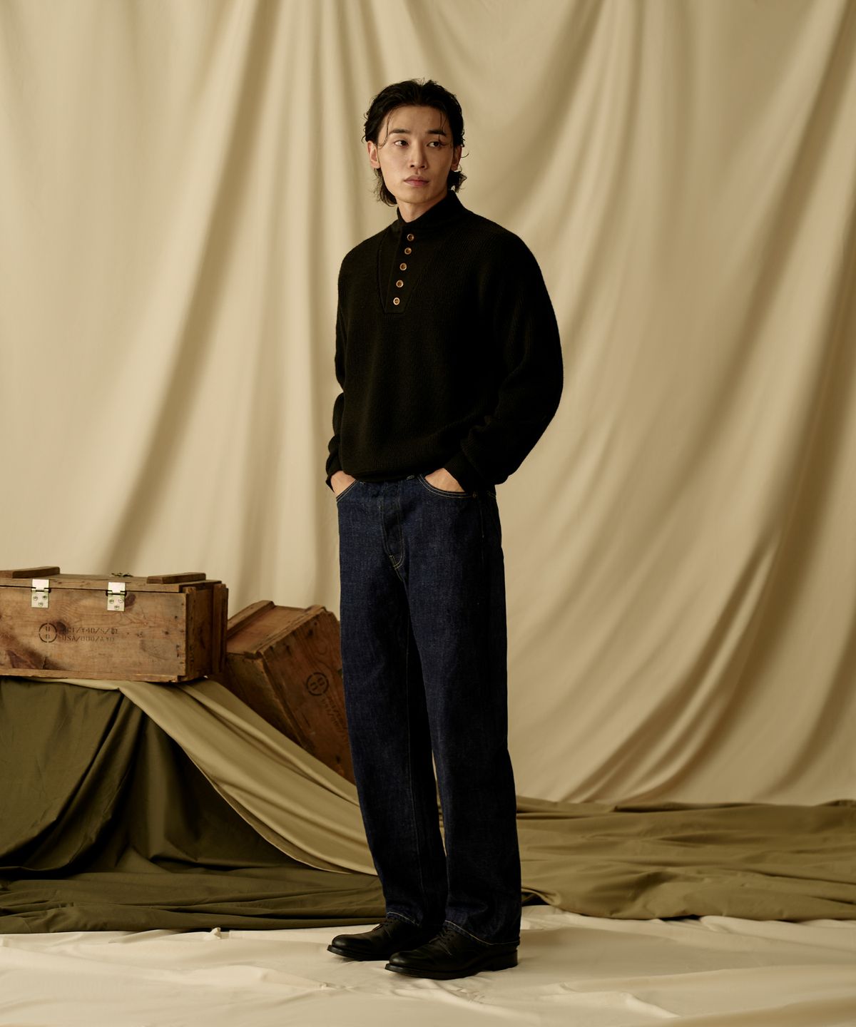 브론슨(BRONSON) US Army High Neck Wool Sweater Black