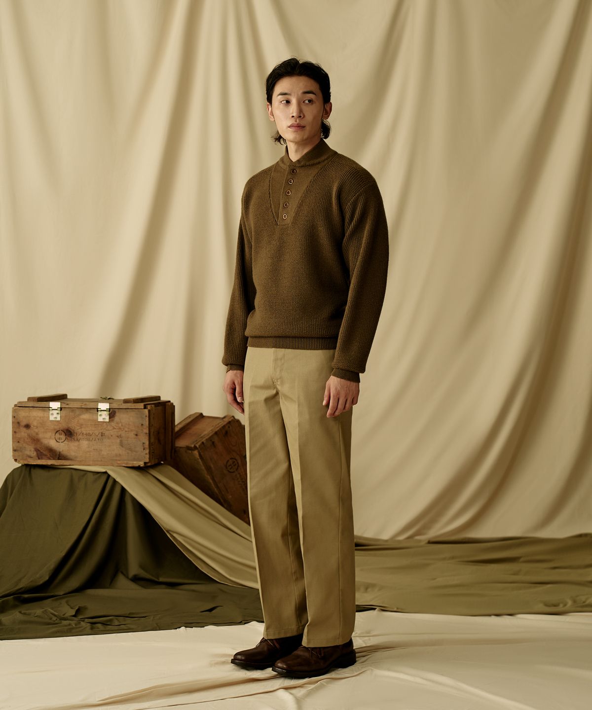 브론슨(BRONSON) US Army High Neck Wool Sweater Black
