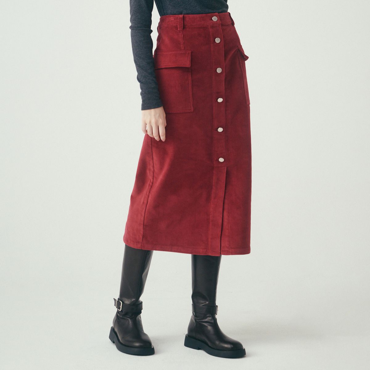 솔트앤초콜릿(SALT AND CHOCOLATE) 아웃포켓 코듀로이 롱스커트 와인 4W233Z001