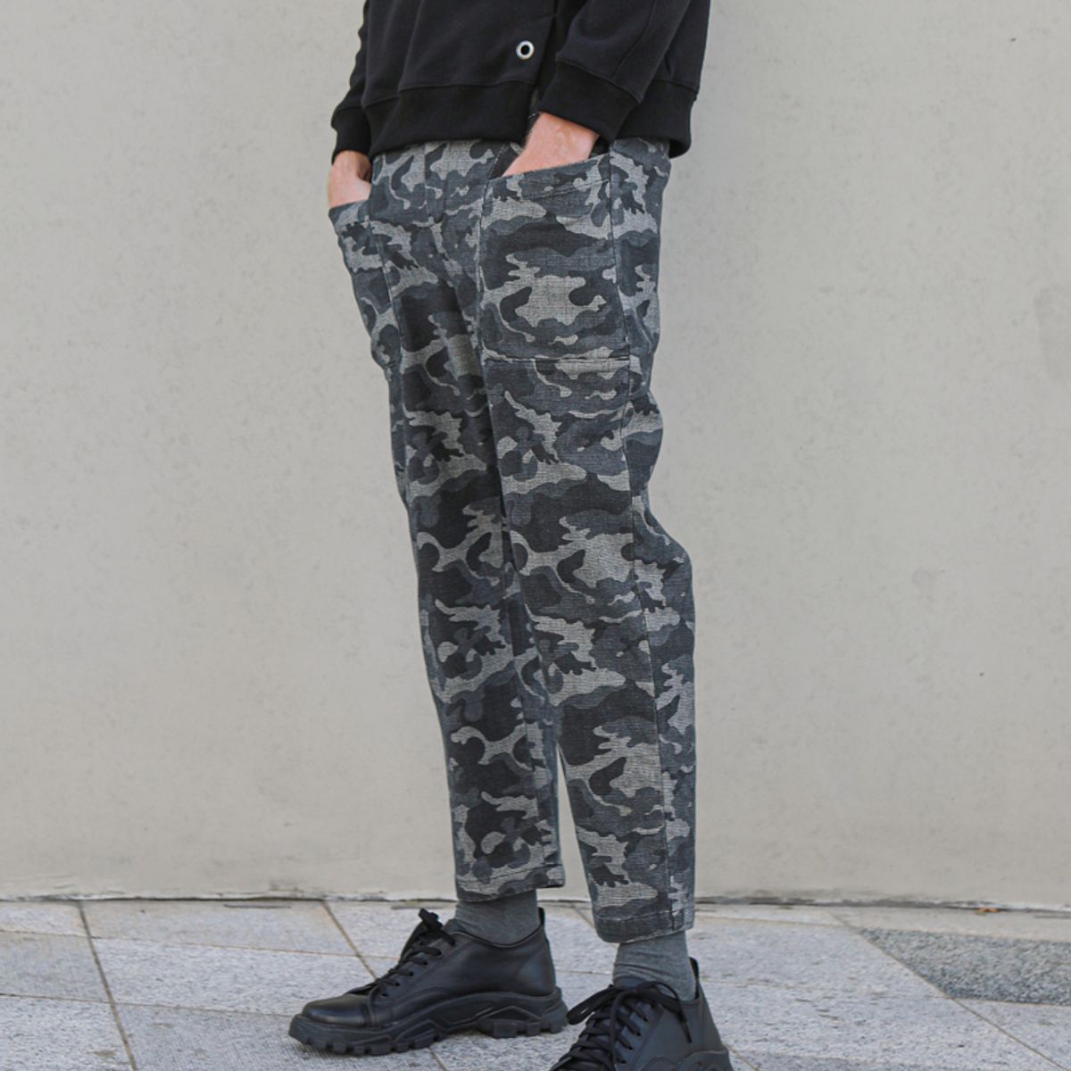 커스텀어스(CUSTOMUS) 아크체스 백기모 워싱스판 배기팬츠 CXS21WWPTA84