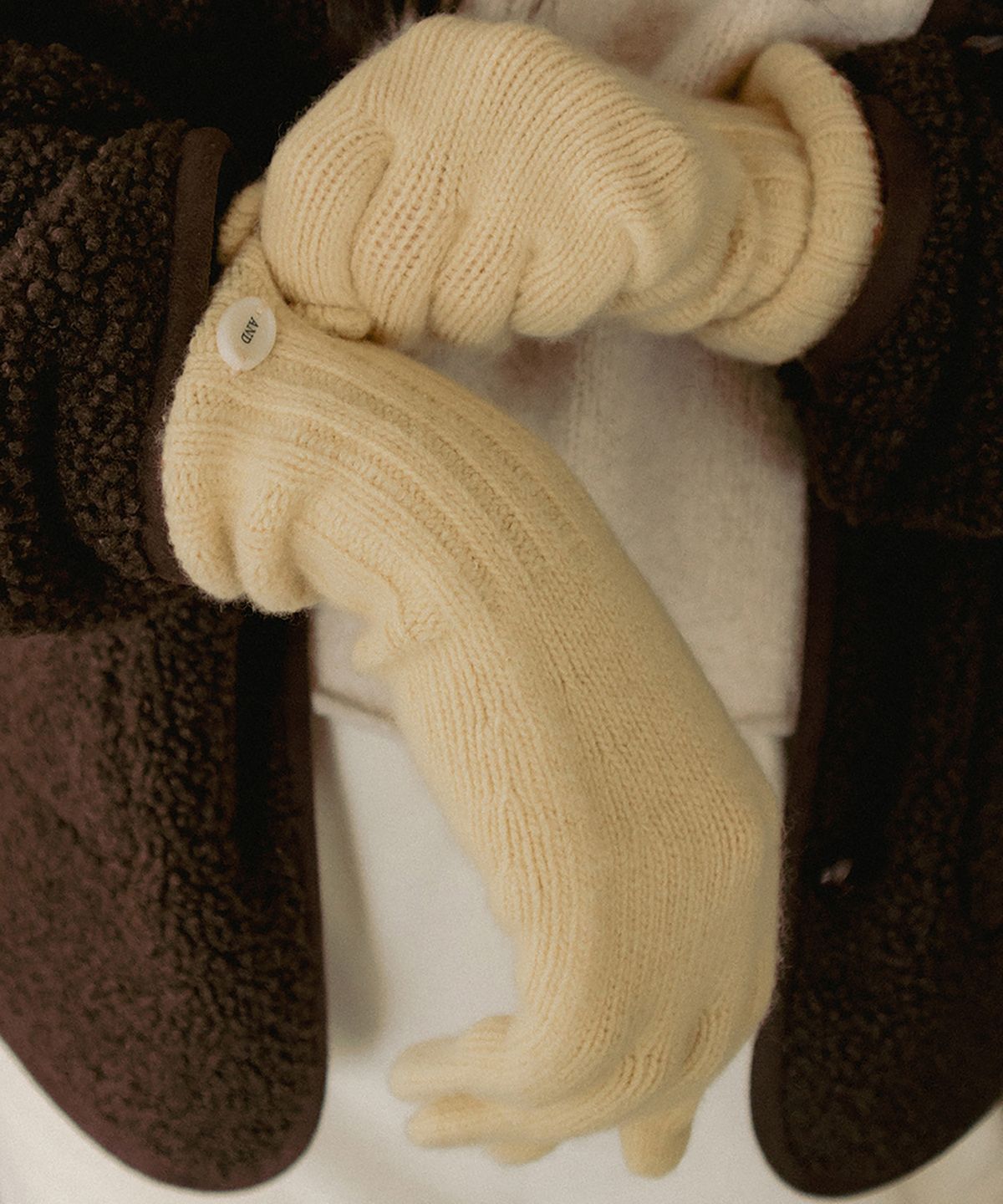 앤니즈(ANDNEEDS) Andneeds Combi gloves (butter)