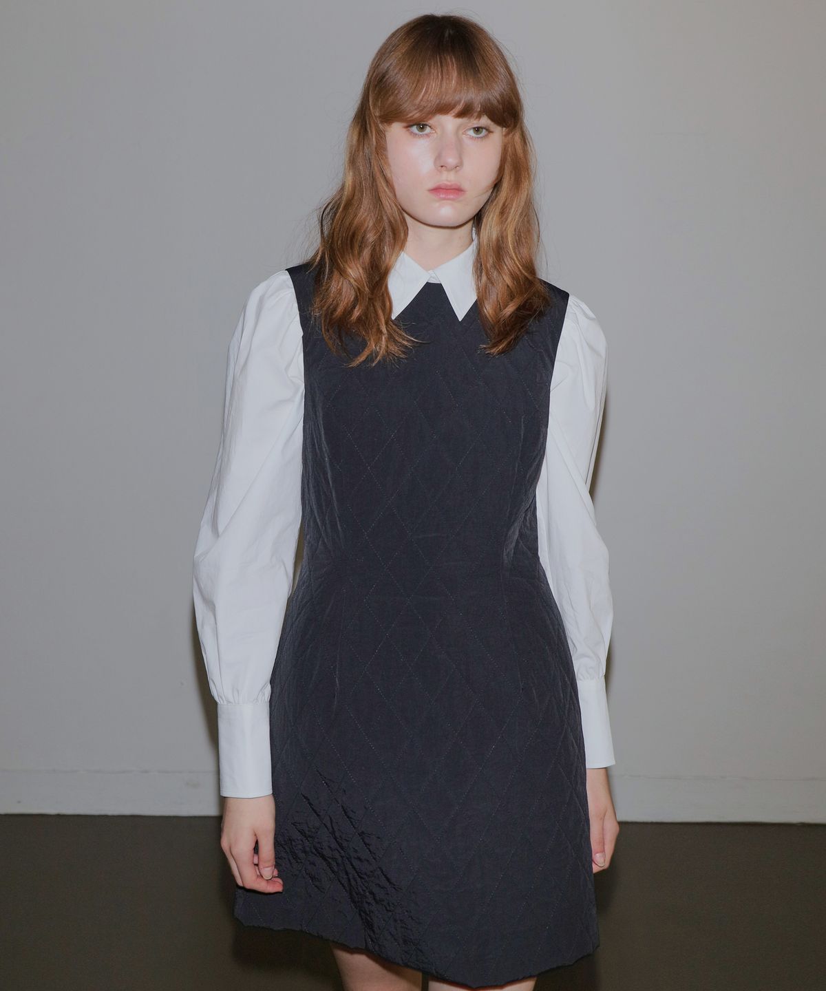 폴앤앨리스(PAUL&ALICE) QUILTED MINI DRESS / BLACK