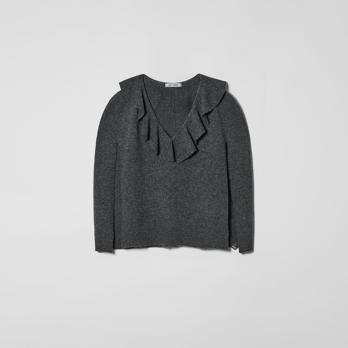 솔티페블(SALTY PEBBLE) FLARE CAPE WOOL KNIT [CHARCOAL]