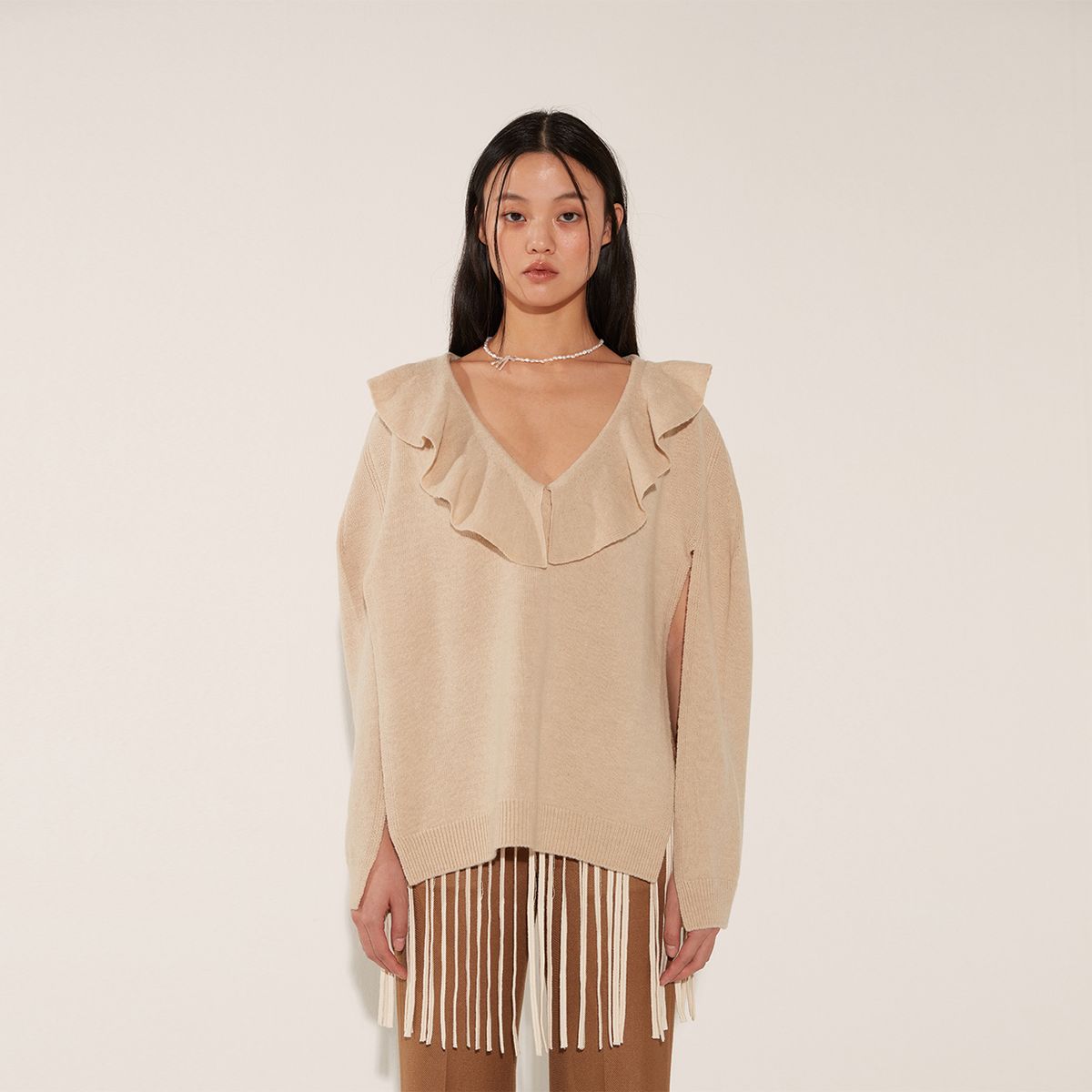 솔티페블(SALTY PEBBLE) FLARE CAPE WOOL KNIT [CREAM]
