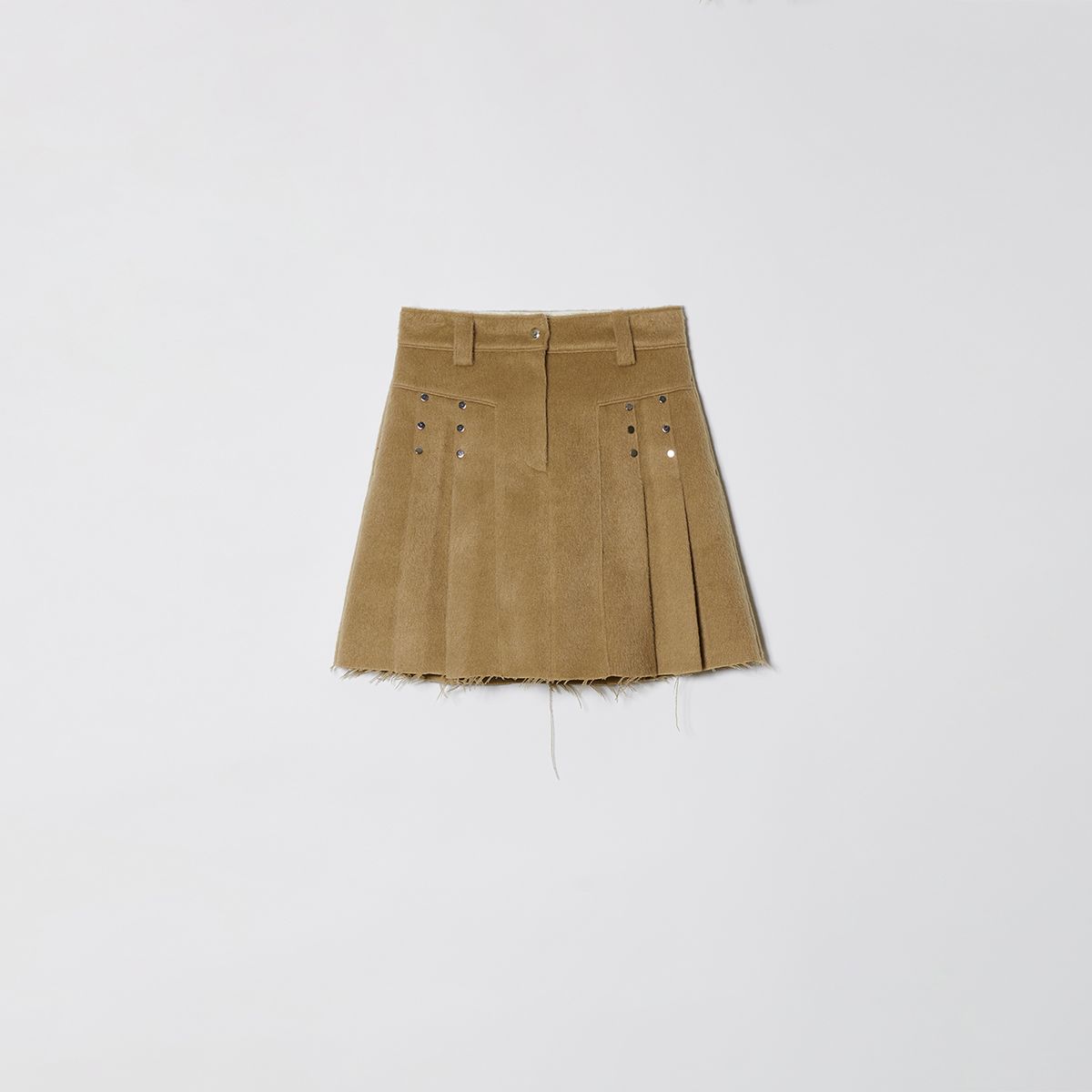 솔티페블(SALTY PEBBLE) PINTUCK SNAP PLEATED SKIRT [MOCHA]