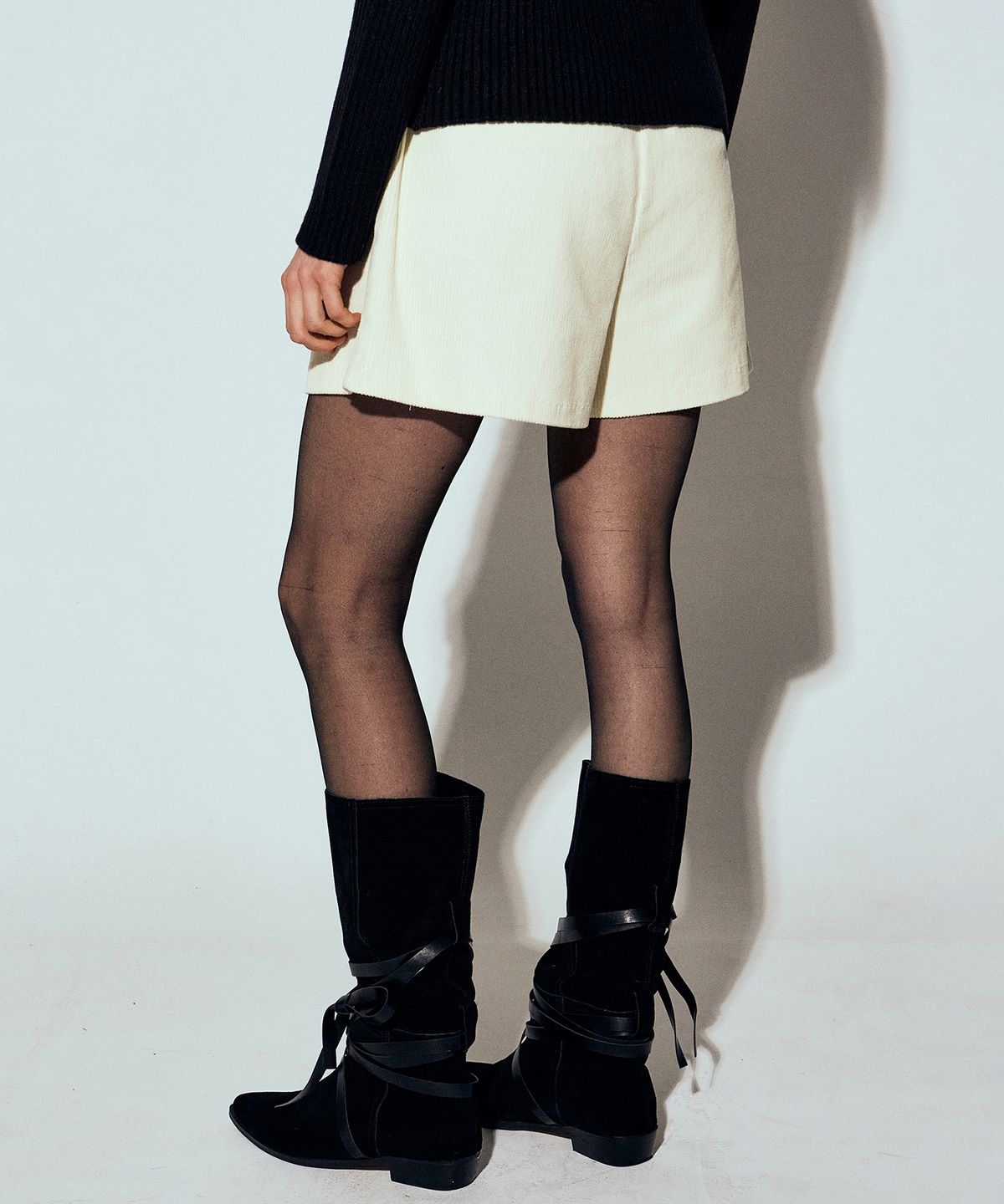 닉앤니콜(NICK&NICOLE) BERMUDA CORDUROY SHORT PANTS_CREAM BEIGE