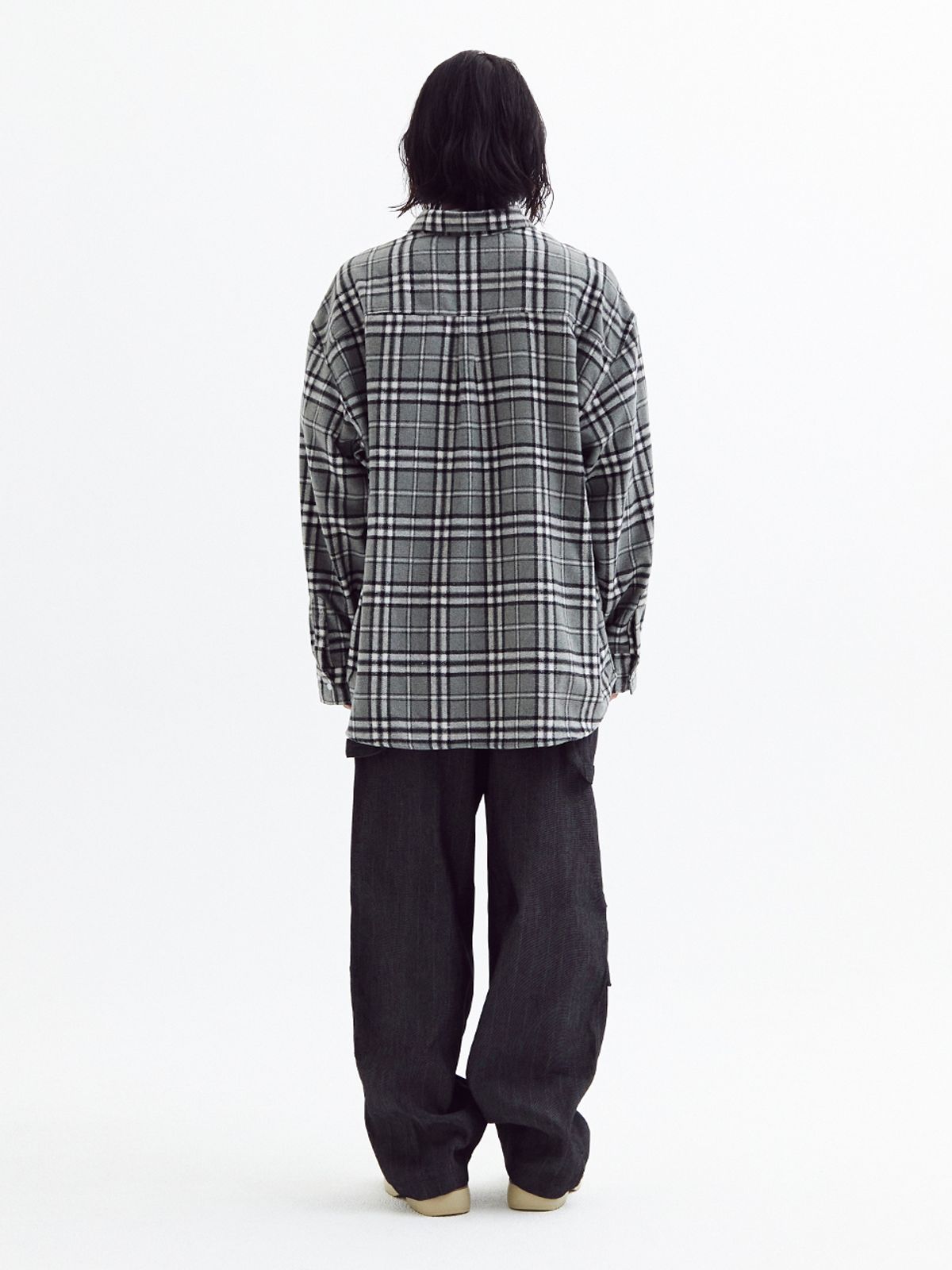 아케시(AKECII) 루즈 울 체크 셔츠 그레이
