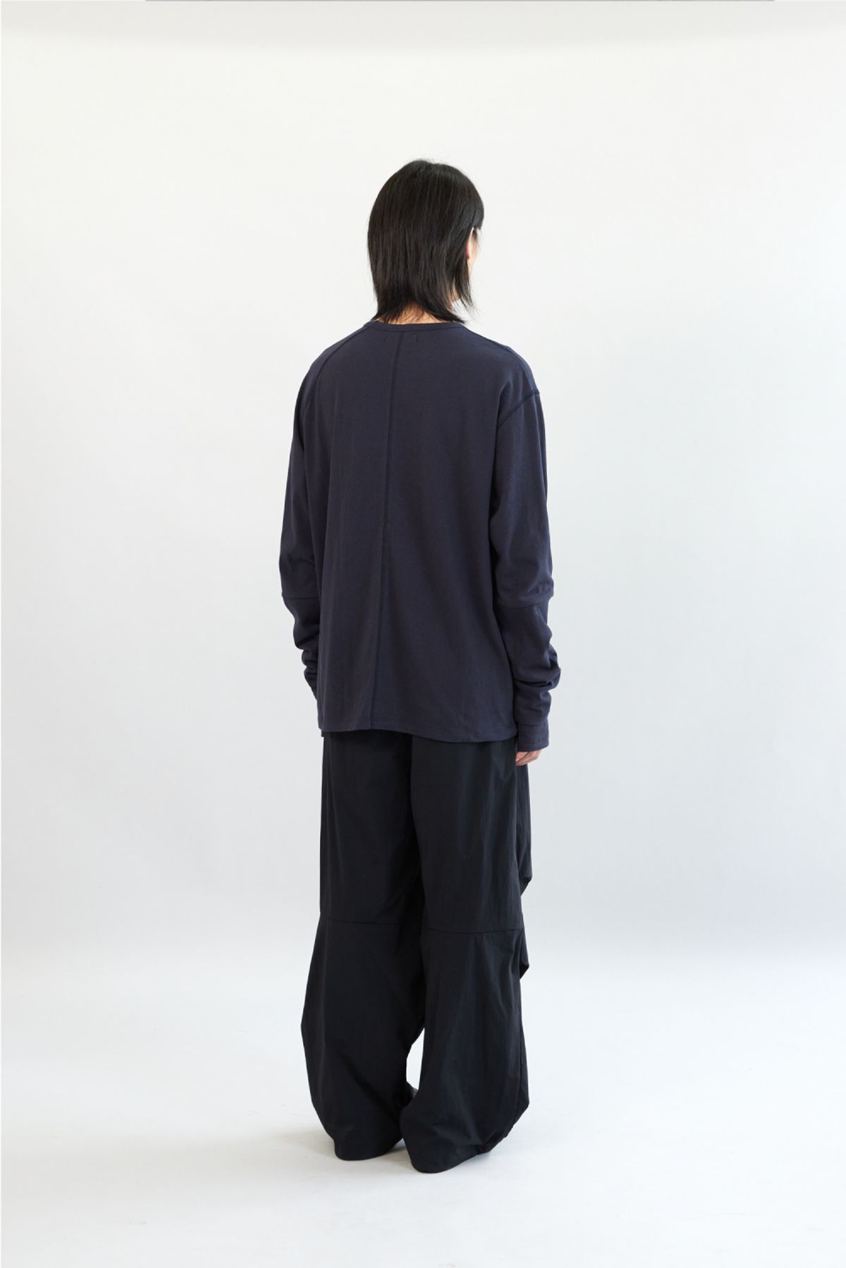 해칭룸(HATCHINGROOM) Double Sleeve Tee Blue Charcoal