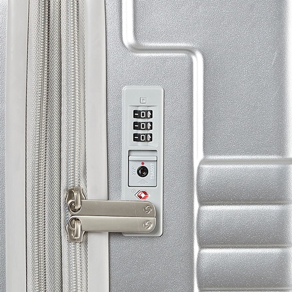 쌤소나이트(SAMSONITE) GRITT 캐리어 76/28 EXP SILVER TD025005