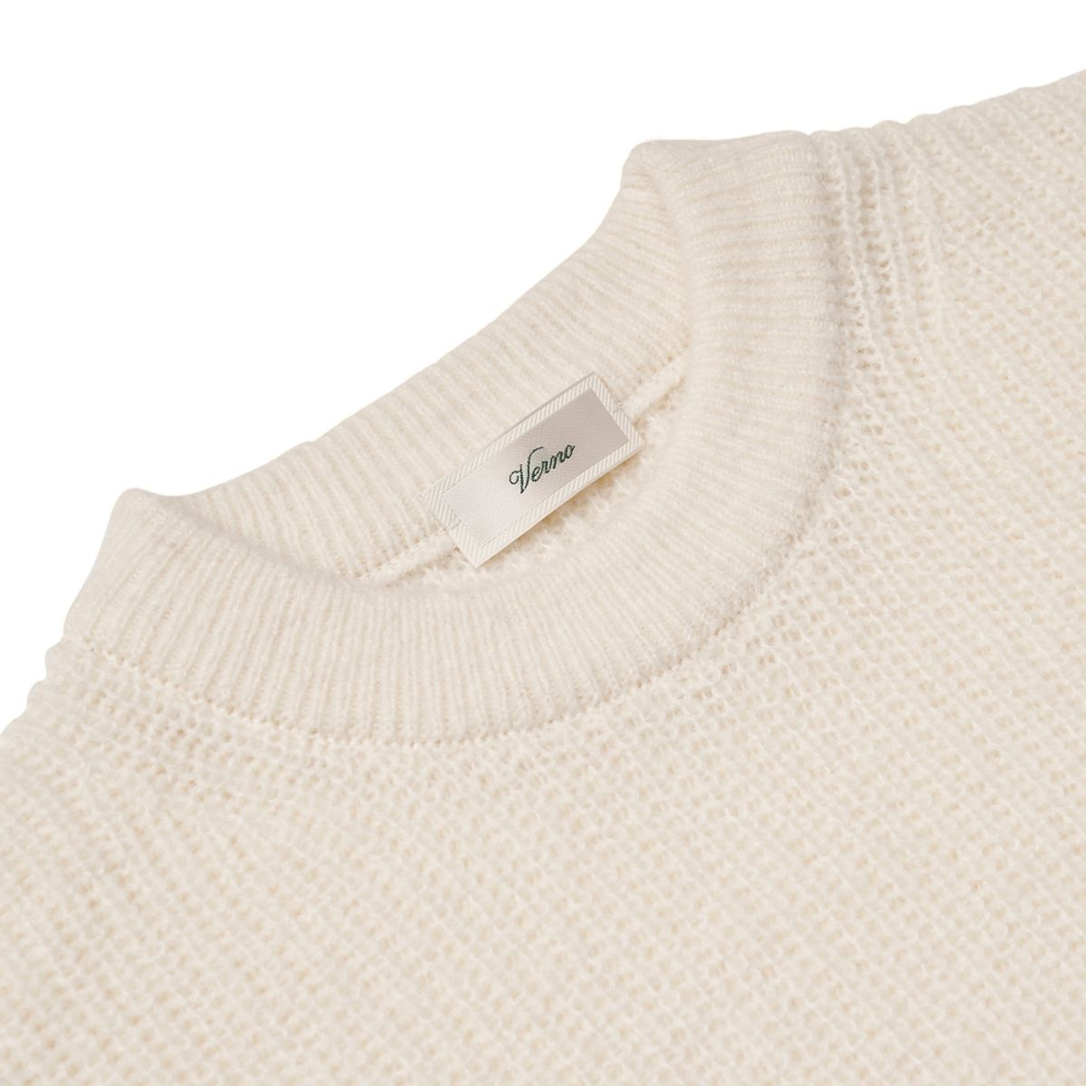 베르노(VERNO) [Casual] Alpaca crew-neck knit Ivory