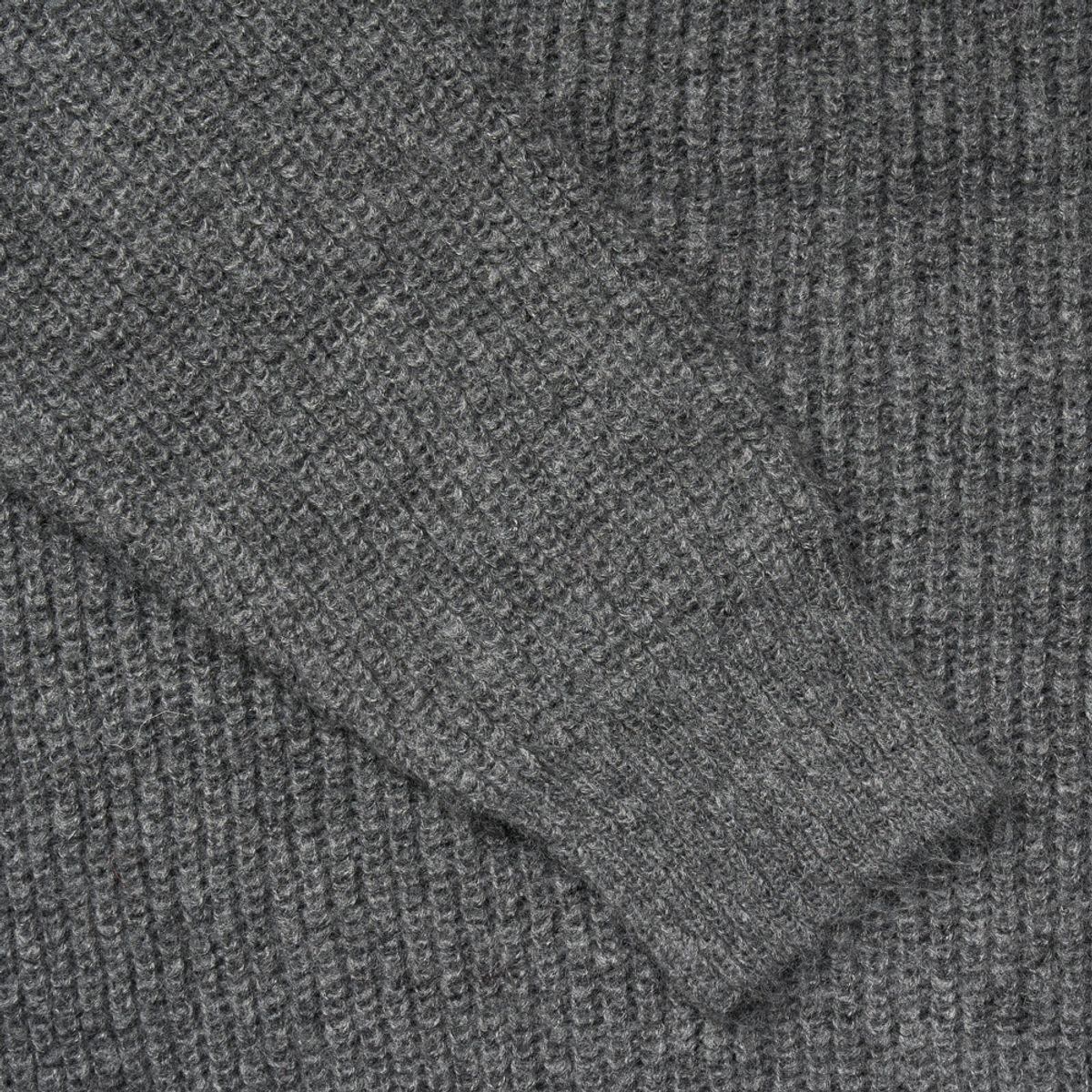 베르노(VERNO) [Casual] Alpaca crew-neck knit Gray
