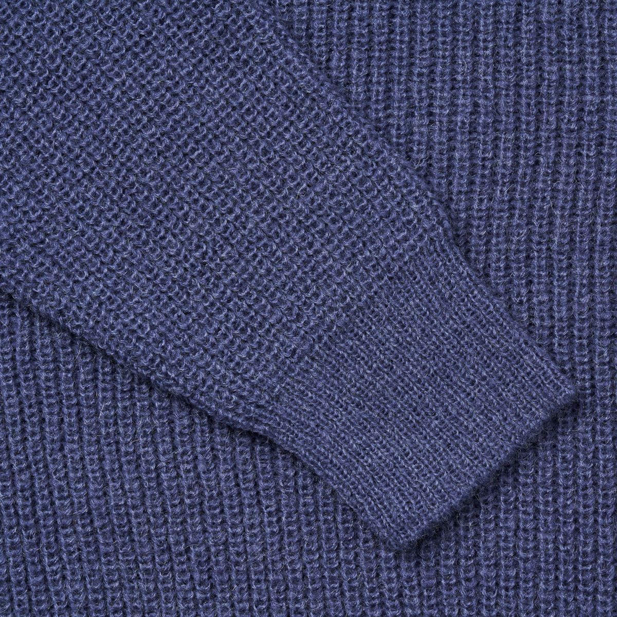 베르노(VERNO) [Casual] Alpaca crew-neck knit Blue