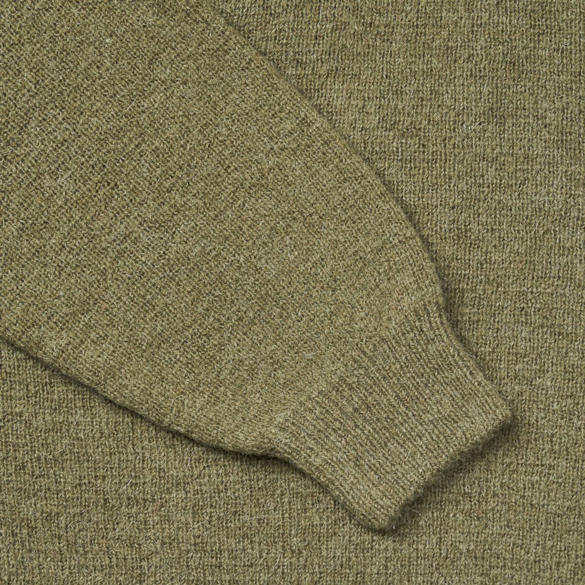 베르노(VERNO) [Casual] Alpaca cardigan knit Olive green