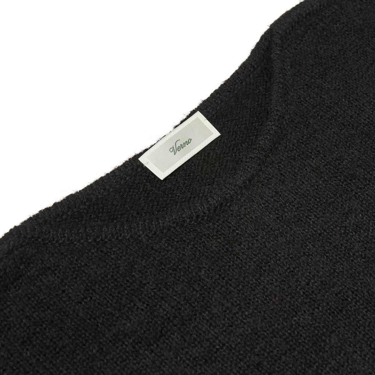 베르노(VERNO) [Casual] Alpaca piping crew-neck knit Black