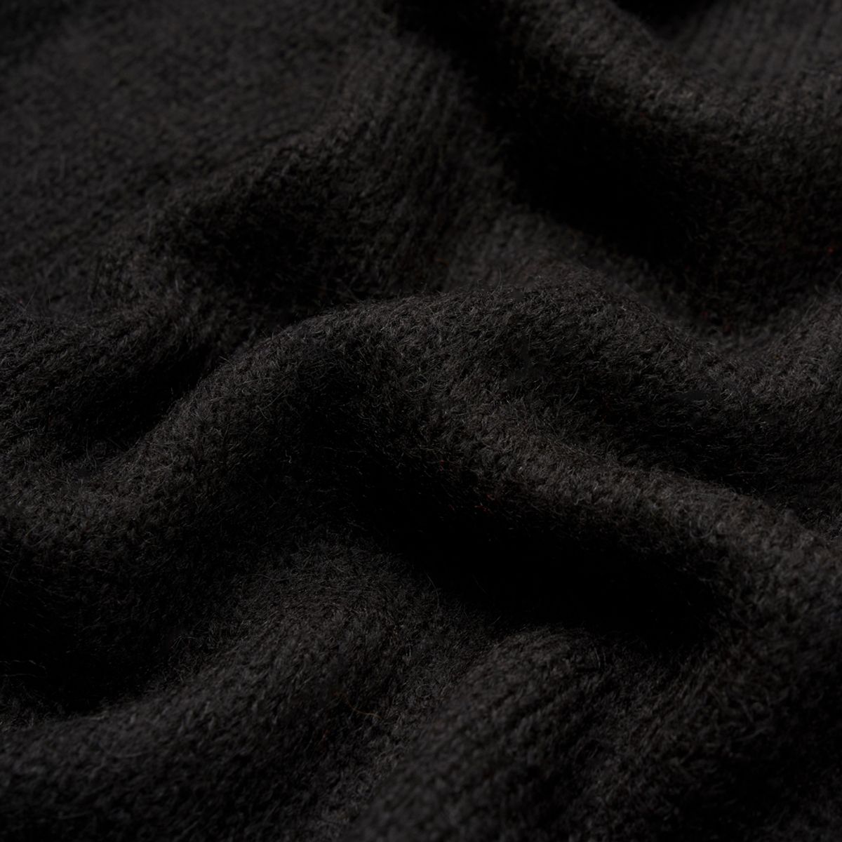 베르노(VERNO) [Casual] Alpaca piping crew-neck knit Black