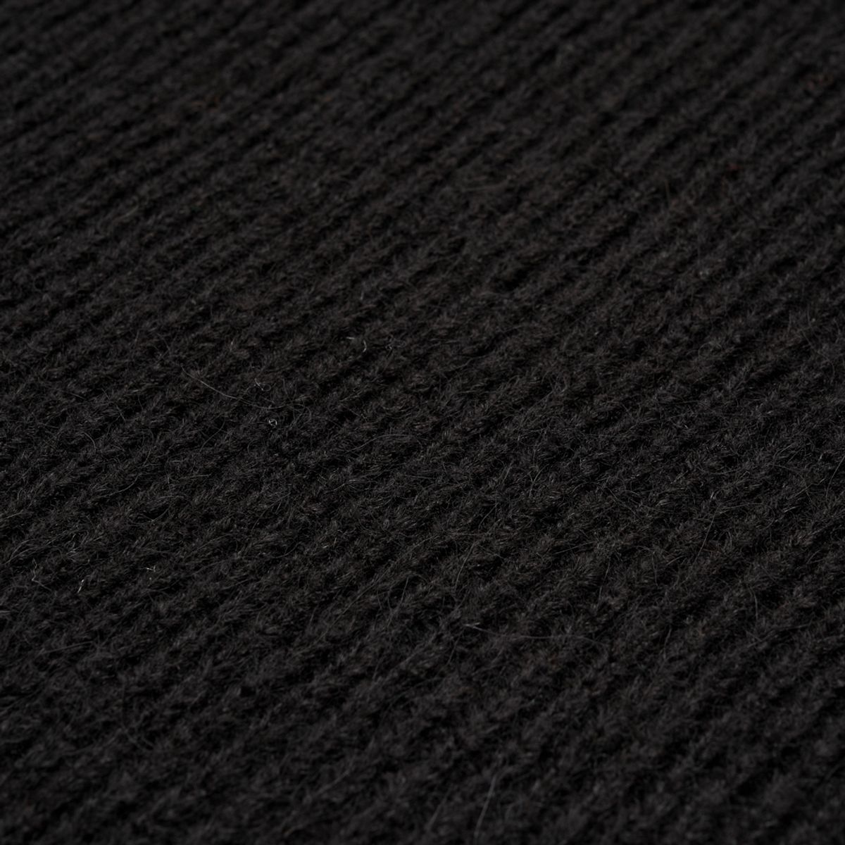 베르노(VERNO) [Casual] Alpaca collar knit Black