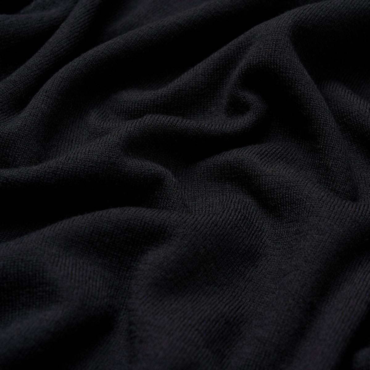 베르노(VERNO) Cashtouch crew-neck knit Black_Regular-fit