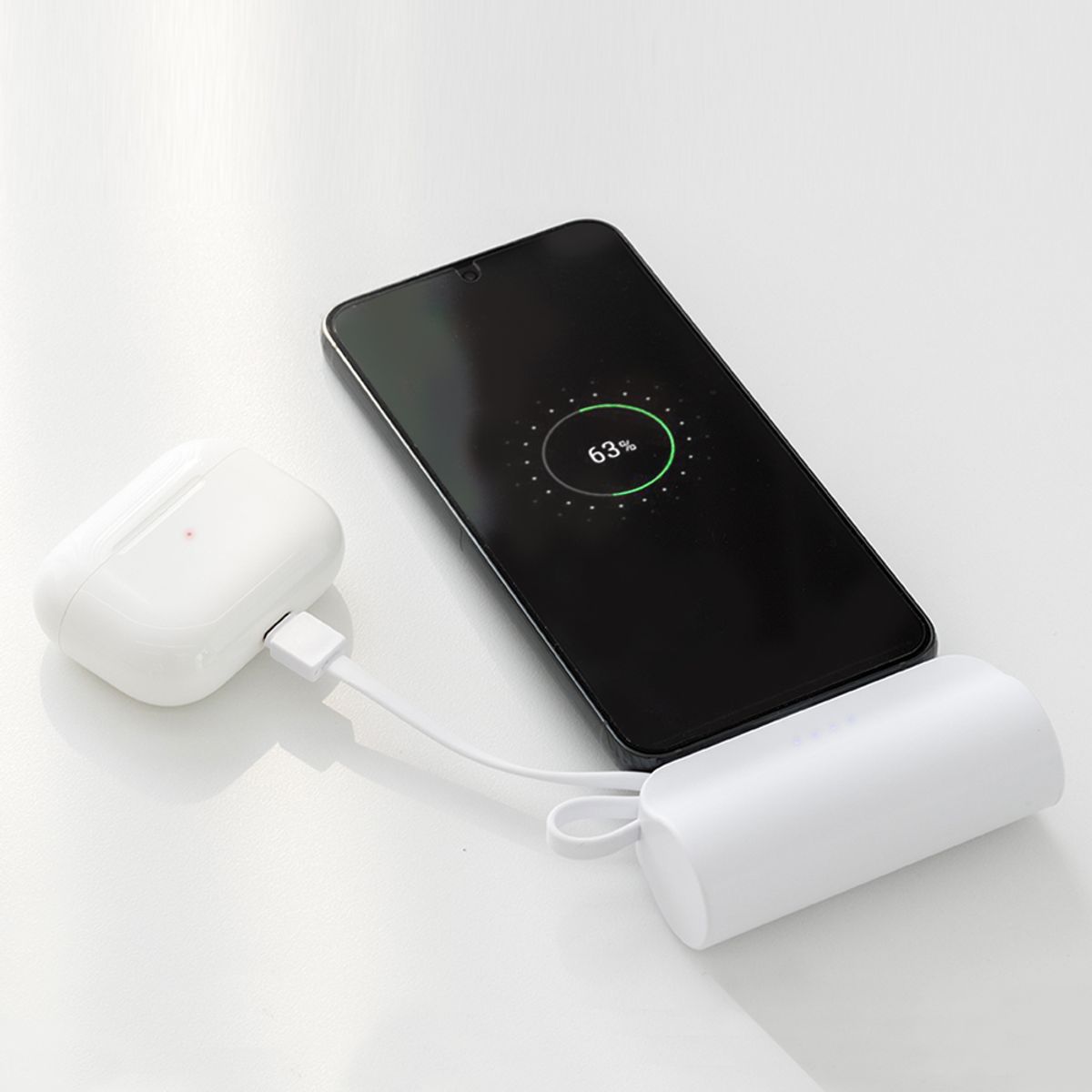 슈틸루스터(STILLUSTER) 2IN1 일체형 도킹형 보조배터리 2p 5000mAh ST-AB100