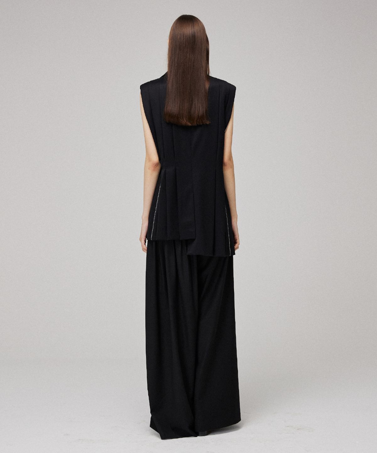 므아므(MMAM) Pleated line signature vest