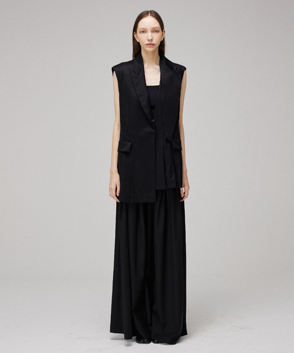 므아므(MMAM) Pleated line signature vest
