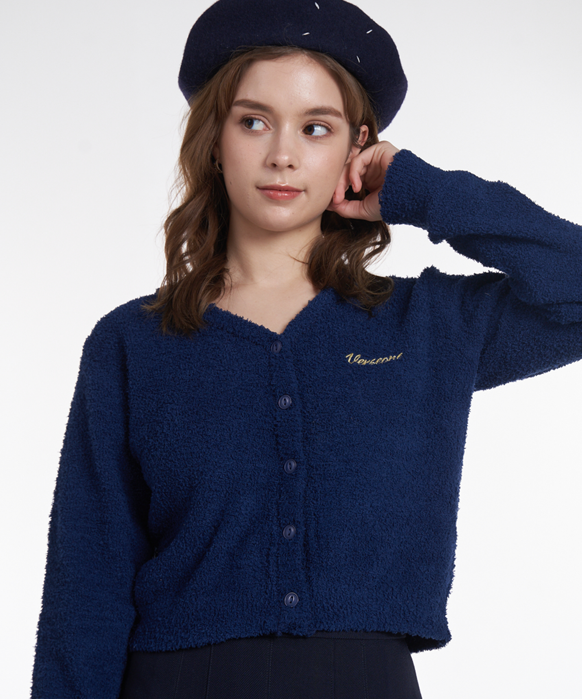 벌스원(VERSE ONE) EMBROIDERED LOGO CARDIGAN NAVY(NEW)