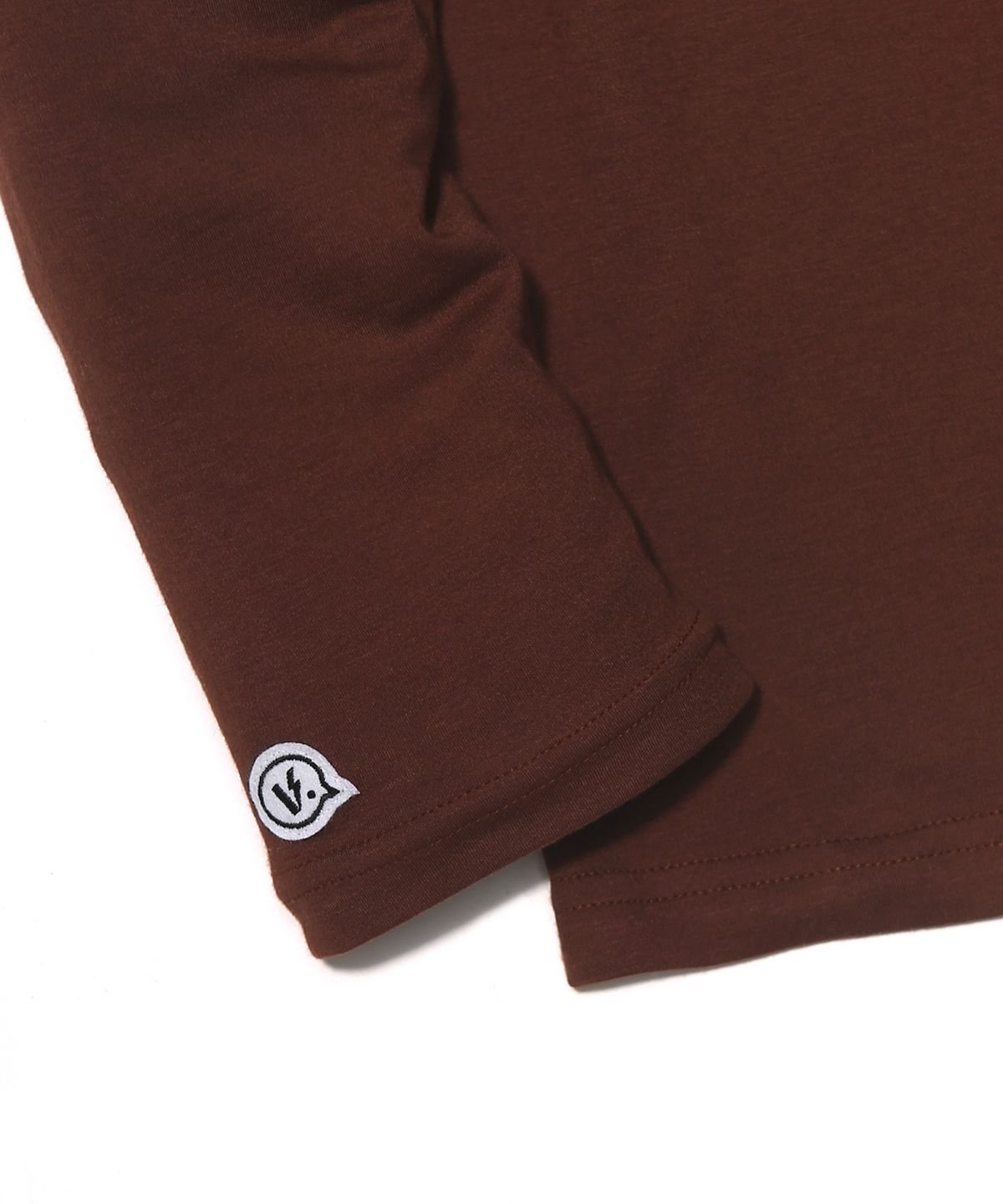 벌스원(VERSE ONE) BASIC LOGO LONG SLEEVE T-SHIRTS MOCHA