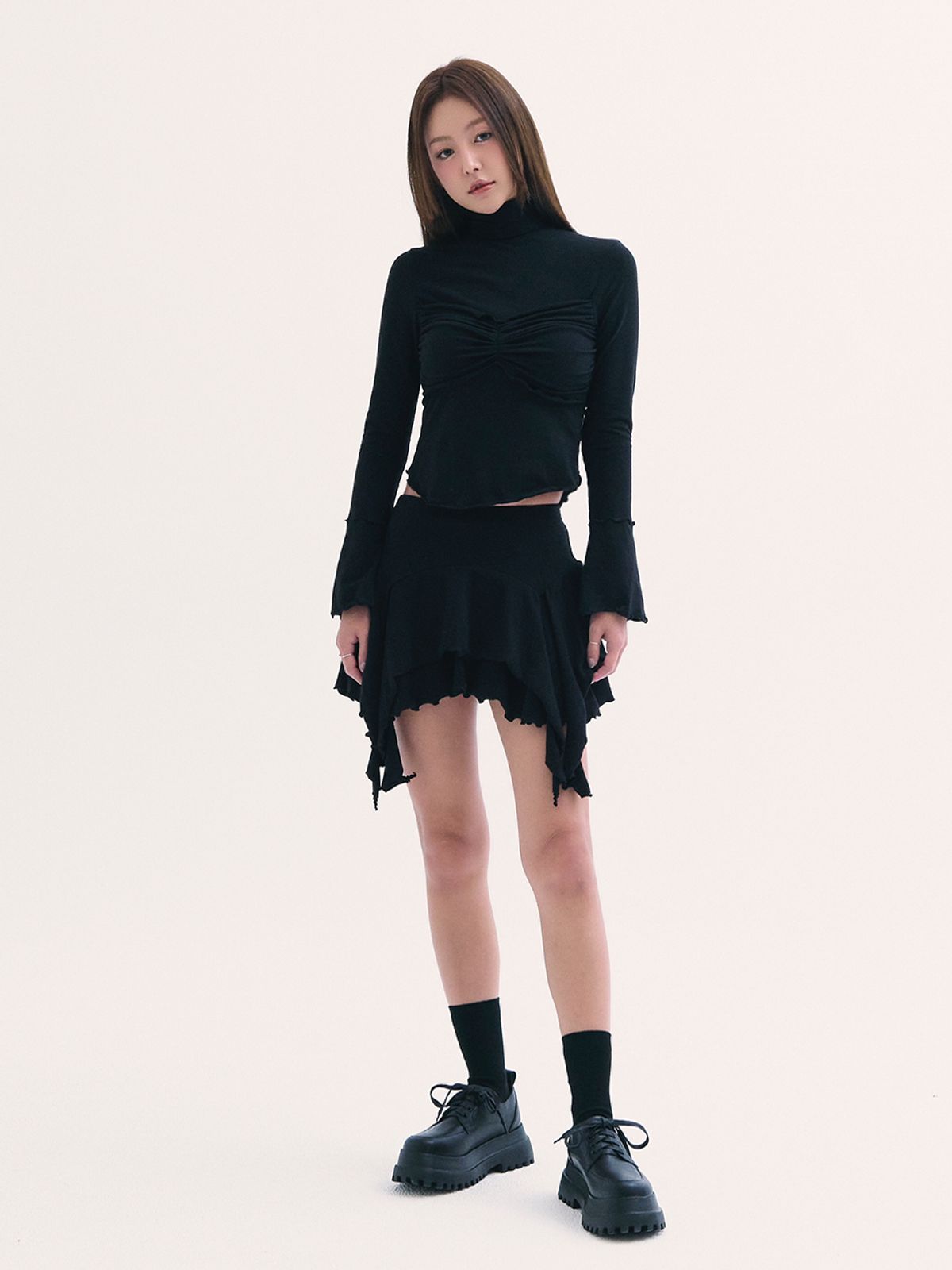 비에이블투(B ABLE TWO) Ophelia Top BLACK