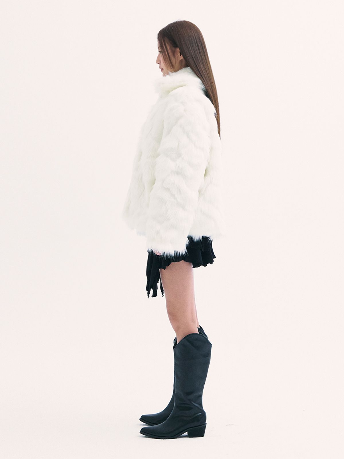 비에이블투(B ABLE TWO) Popo fur jacket WHITE