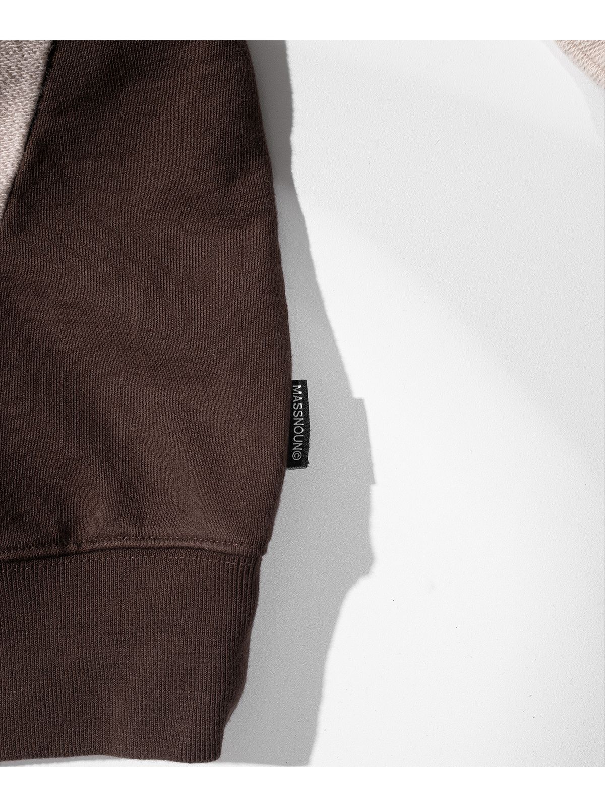 매스노운(MASSNOUN) MN DART SPORTY REVERSE SWEAT SHIRTS MFHCR001-BR