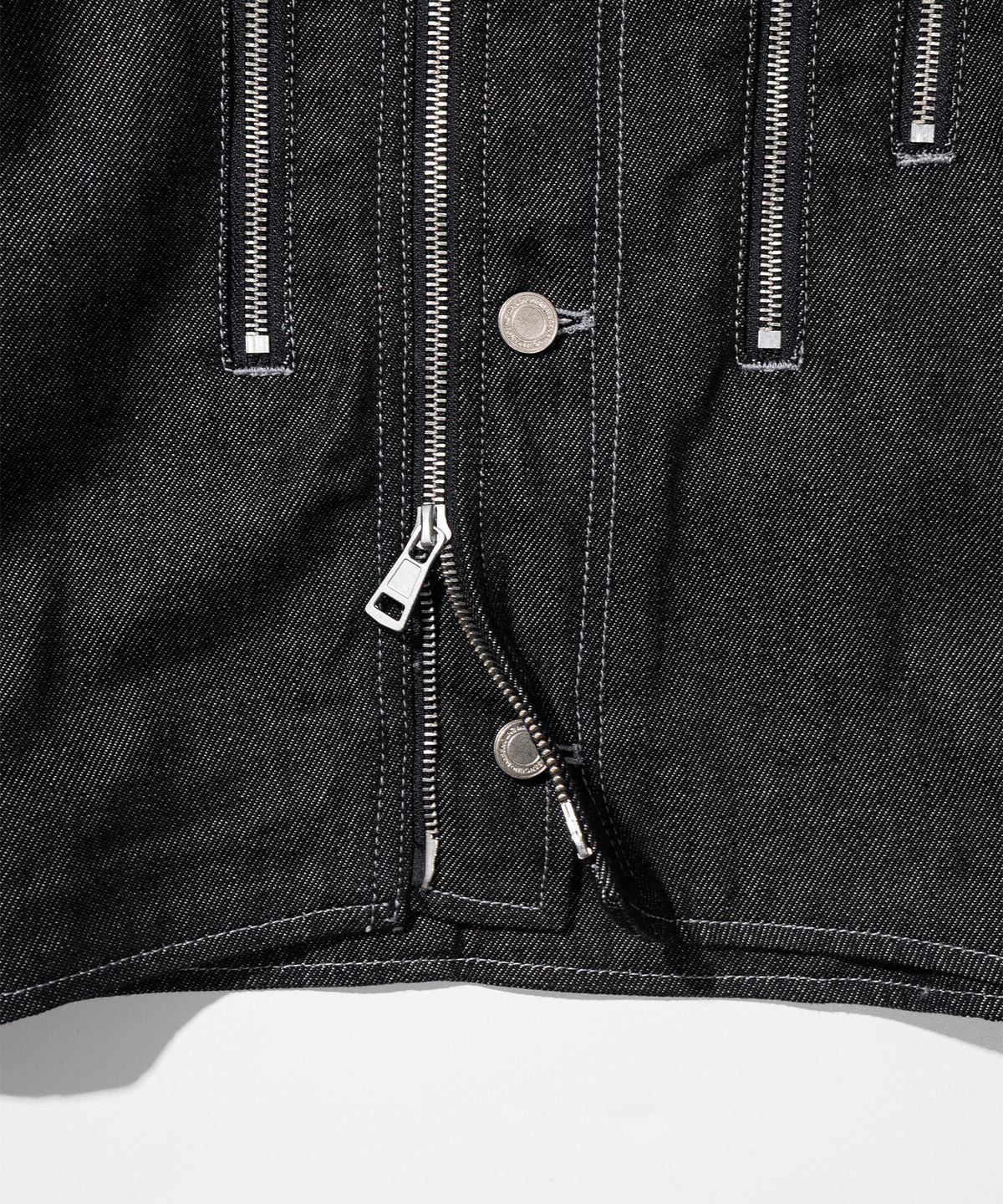 매스노운(MASSNOUN) HIGH NECK BIKER DENIM MFHJK003-BK