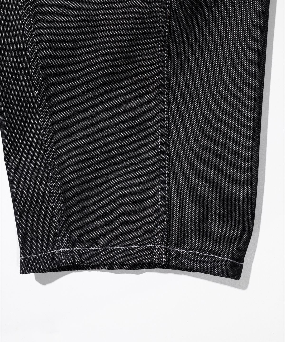 매스노운(MASSNOUN) CURVED BALLOON DENIM MFHJP001-BK