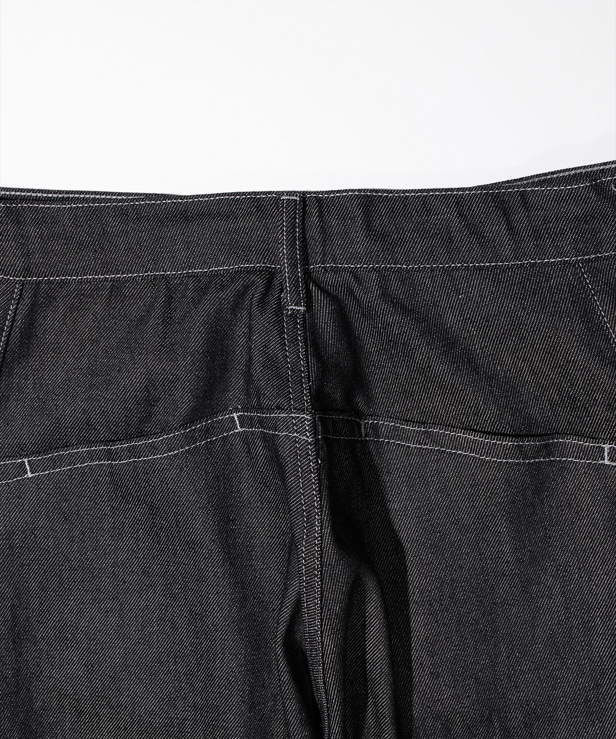 매스노운(MASSNOUN) CURVED BALLOON DENIM MFHJP001-BK