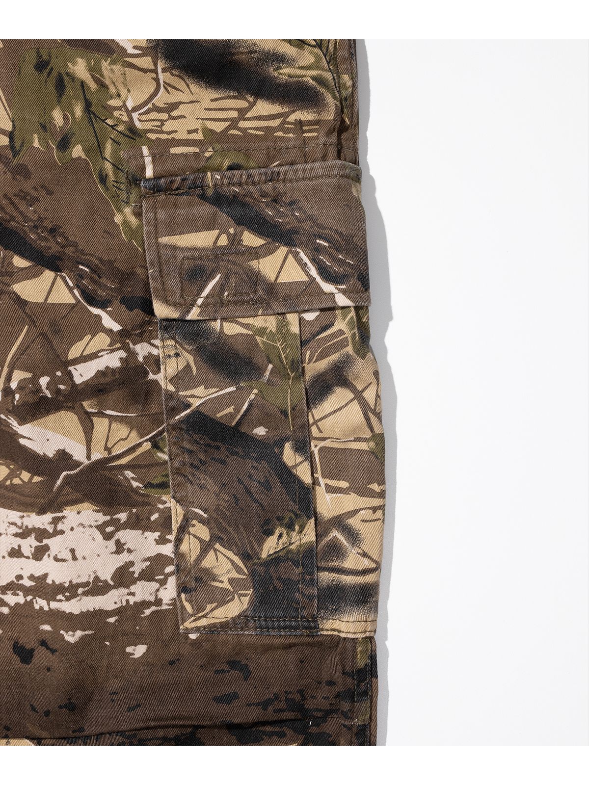 매스노운(MASSNOUN) M51 TREE CAMO STRING CARGO PANTS MFHCP004-KK