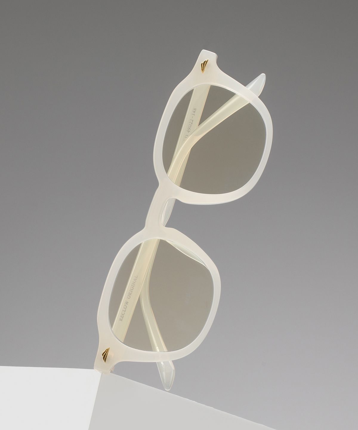 리끌로우(RECLOW) RC YLeen GOLD 안경 IVORY
