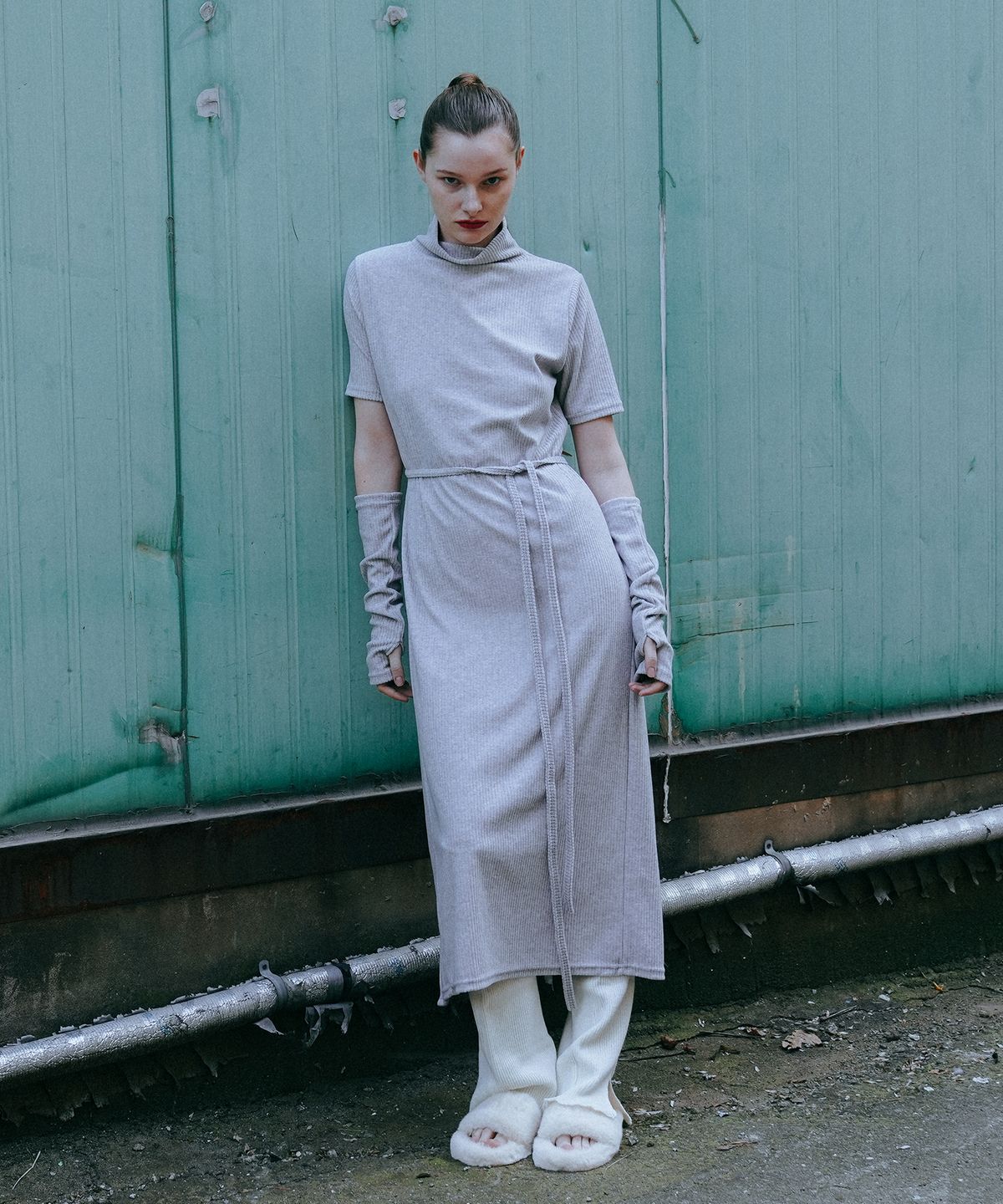 320쇼룸(320SHOWROOM) Turtle neck Wrap Long One piece Gray(워머 포함)